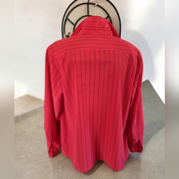 REGINA PORTER Vingtage Pinstripe Button Down Long Sleeve Blouse - Picture 3 of 8